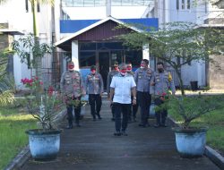 Polres Kutim Tinjau Pos PPKM dan Tempat Isoter