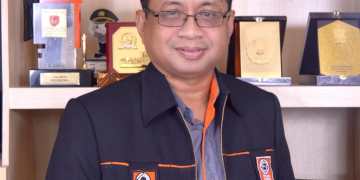 Dr.Isradi zainal Rektor Uniba, Direktur Indeks Survey Indonesia (Insurin