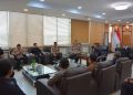 Ketua Pengadilan Tinggi (KPT) Dr Suharjono didampingi Wakil Ketua, Hakim Tinggi, Panitera dan Sekretaris melakukan kunjungan ke Kapolda Aceh