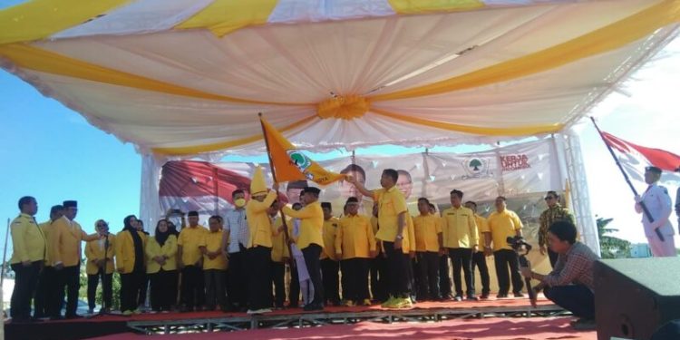 Pengurus Dewan Perwakilan Daerah (DPD) II Golkar Kabupaten Jeneponto, resmi dilantik oleh Ketua DPD I Golkar Sulsel, Taufan Pawe