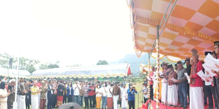 Rapat Akbar dan Deklarasi Rencana Pemekaran Toraja Barat Sepakati 4 Poin Penting