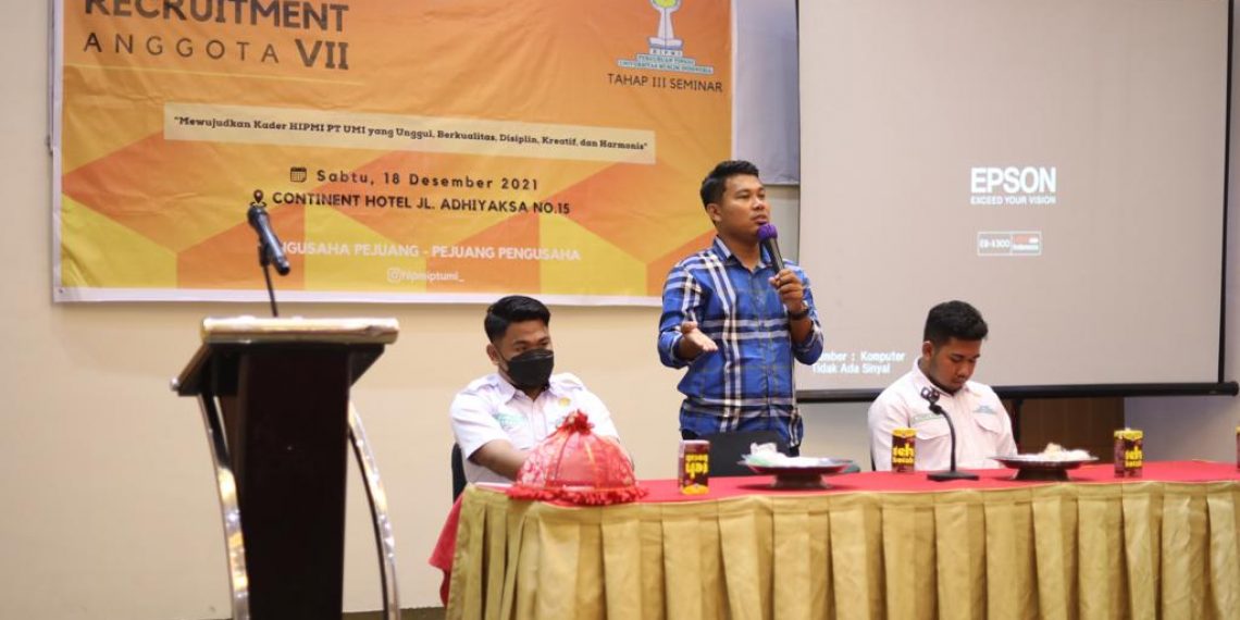 Yuspratman Yunus Berbagi Motivasi di Seminar Open Recriutmen HIPMI PT UMI