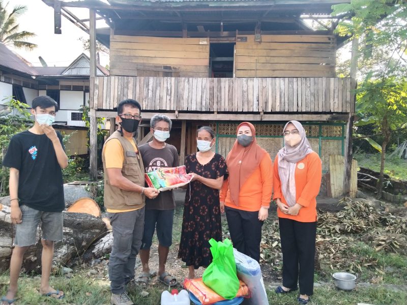 Gubernur Sulawesi Selatan, Andi Sudirman Sulaiman mengistruksikan Badan Penanggulangan Bencana Daerah untuk mengirimkan bantuan kencang