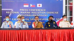 Andi Sudirman bertindak sebagai inspektur upacara pembukaan Latihan Regional Polisi Kelautan Tahun (Regional Marpolex) 2022 Tumpahan