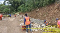 Pemerintah Provinsi Sulawesi Selatan melalui Dinas PUTR Sulsel di tahun 2022 ini melanjutkan pembangunan prioritas ruas jalan Takkalasi