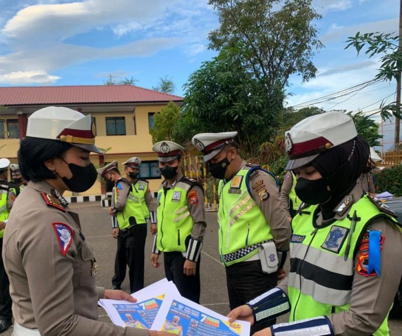 Terkait dengan Standar Pelayanan yang berlaku, Satpas Polres Pangkep memberikan Kompensasi kepada pemohon SIM
