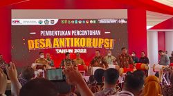 Gubernur Sulawesi Selatan, Andi Sudirman menghadiri acara Pembentukan Percontohan Desa Antikorupsi Tahun 2022 di desa Pakatto,