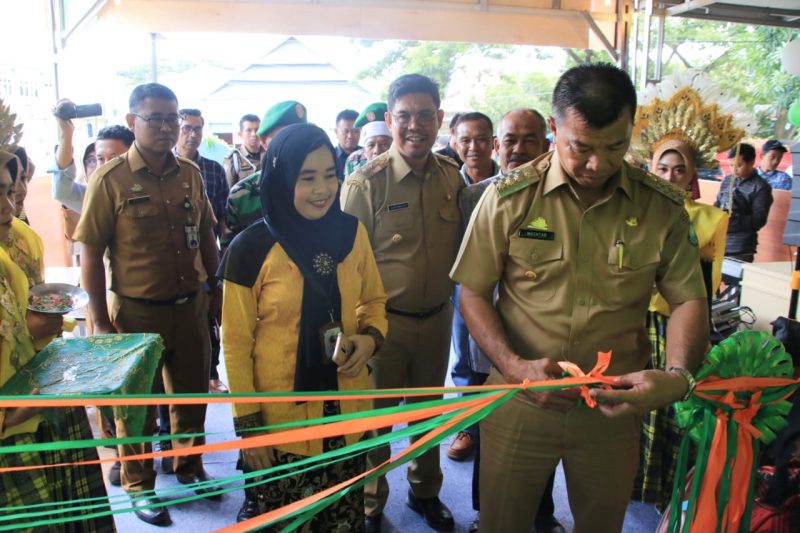 Satu lagi tempat kuliner yang hadir di Kabupaten Bulukumba. Namanya Café dan Resto Dapur So’na (Dapso) Bulukumba