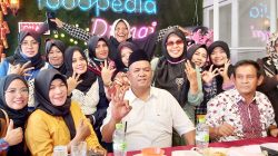 Purnawirawan TNI satu ini dikenal sangat dekat dengan almarhum Amris, mantan Wakil Walikota Dumai Sejarah perkenalan mereka sangat panjang.