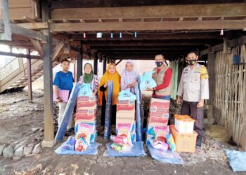 Pemerintah Provinsi Sulawesi Selatan melalui Badan Penanggulangan Bencana Daerah (BPBD) telah menyalurkan bantuan logistik kepada korban terdampak angin puting beliung di Kabupaten Takalar