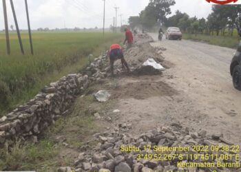 Pemerintah Provinsi Sulawesi Selatan melalui Dinas Pekerjaan Umum dan Tata Ruang (PUTR) melakukan penanganan long segmet pada ruas Pinrang