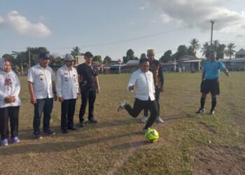 Ketua DPRD Bulukumba Buka Turnamen Sepakbola Mattirowalie Cup di Kindang