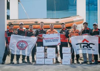 Sigap Bantu Korban Banjir Bandang di Parepare, PT Semen Tonasa Turunkan Tim Reaksi Cepat